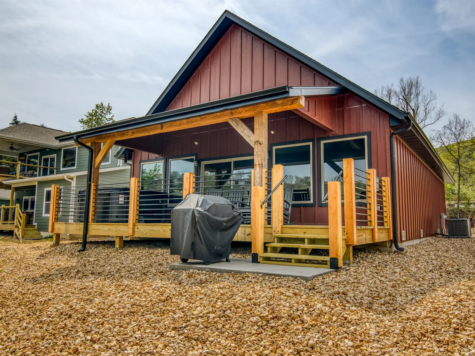Rear elevation facing the lake