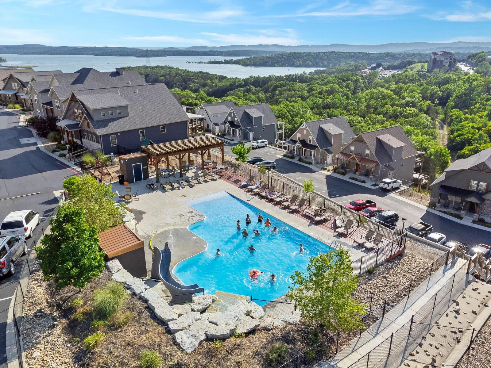 Community outdoor pool!