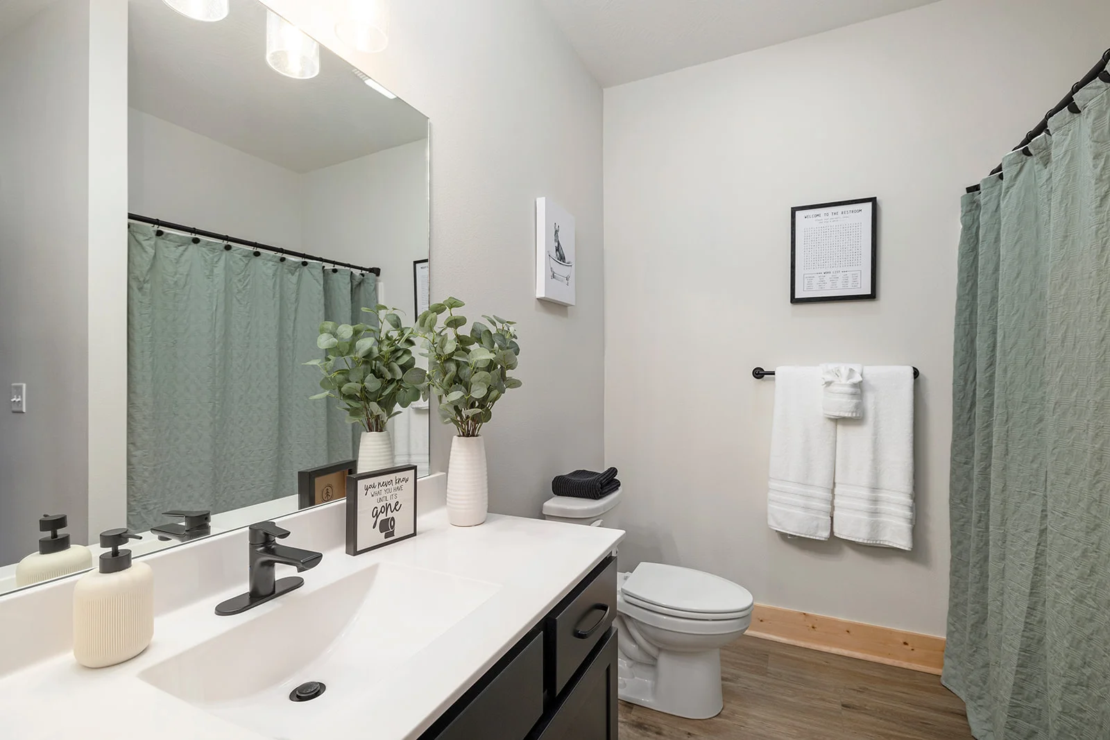 ensuite bath