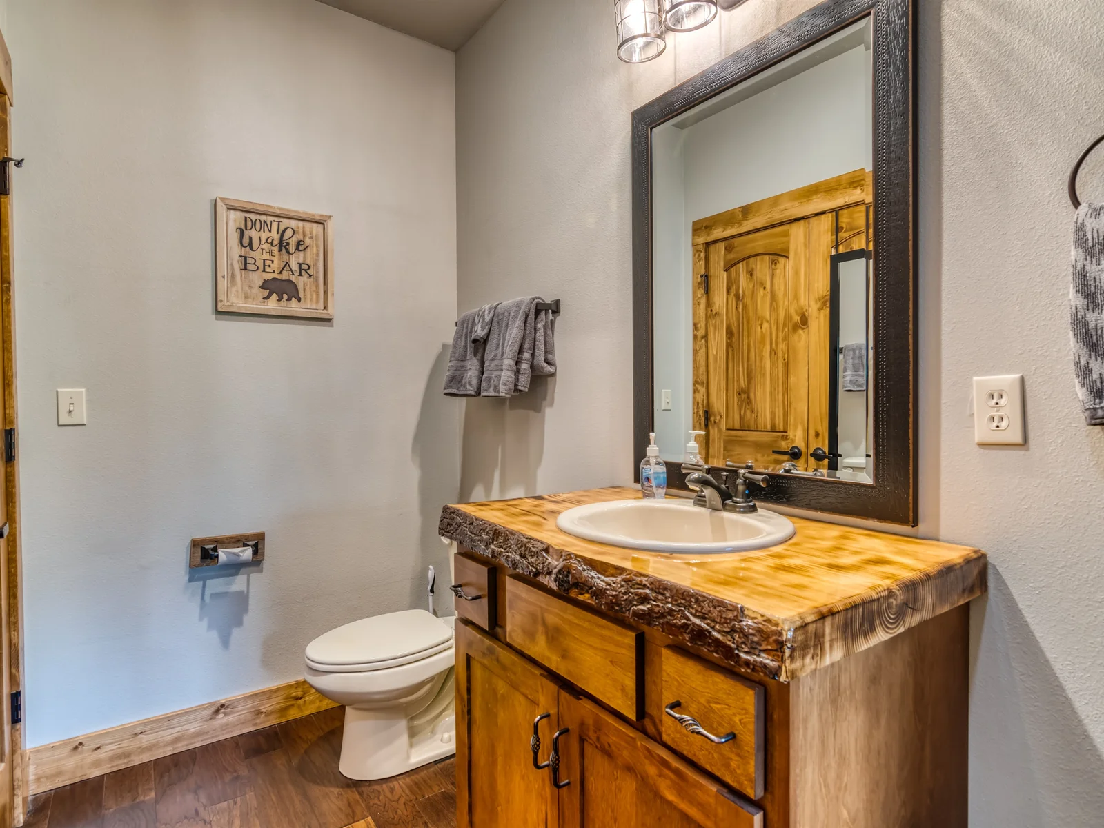 Upper level bathroom