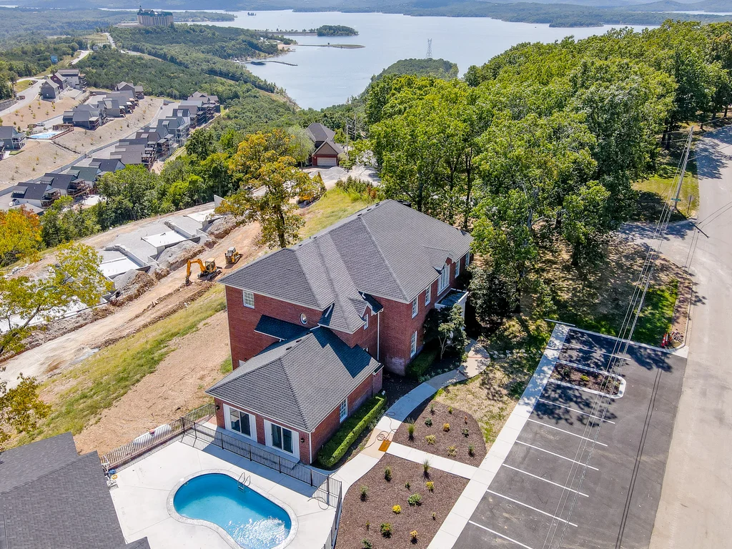 Chateau Mountain Manor