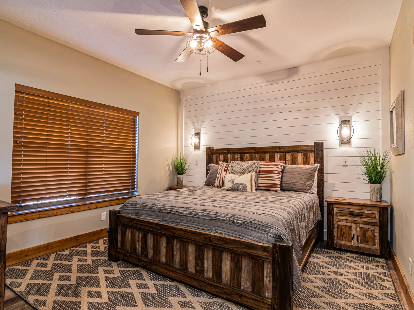 King size bed with bathroom