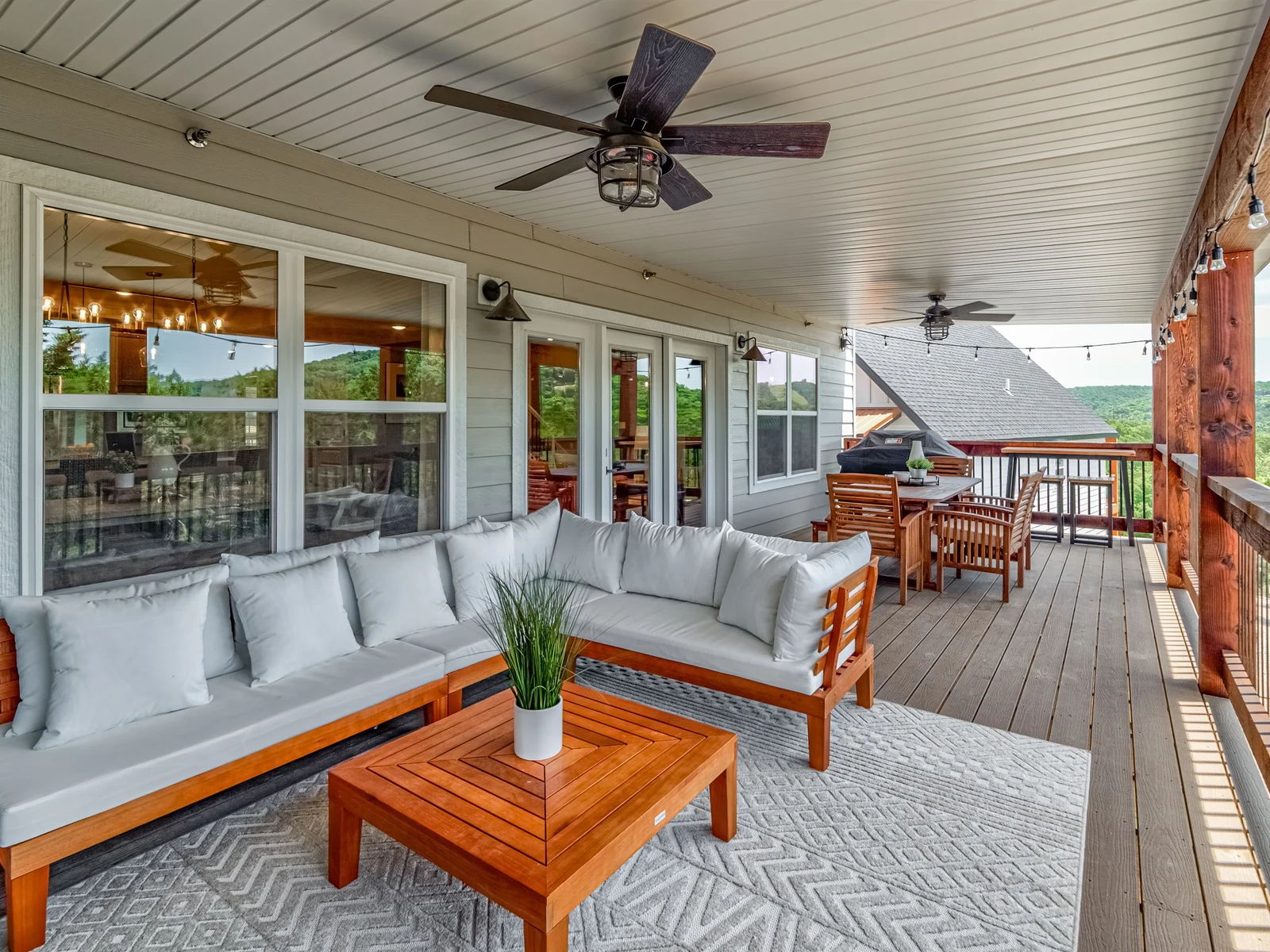 Lovely outdoor space with extra seating