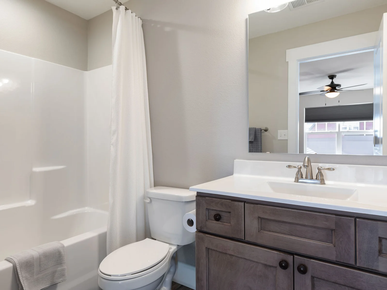 ensuite bath