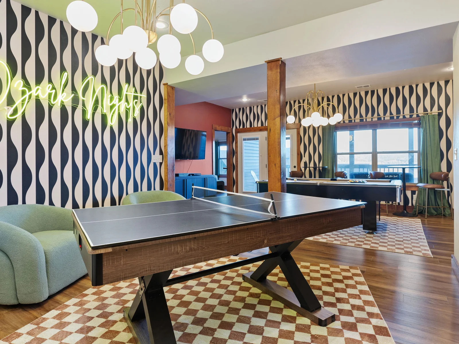Lower level entertainment! Ping Pong, Pool Table, and Xbox