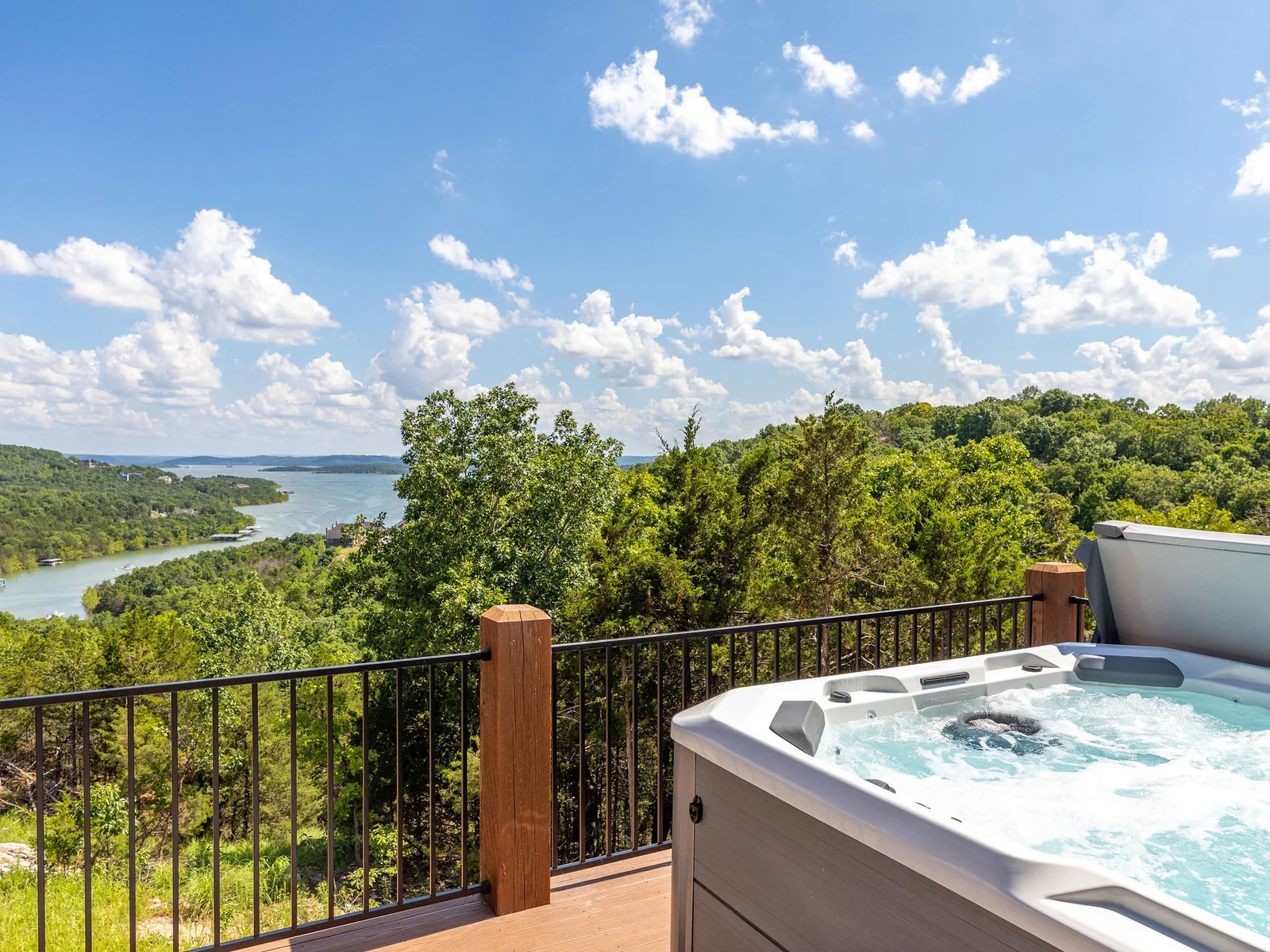 Relax in the hot tub with great views!