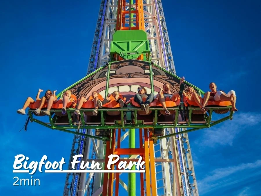 Bigfoot Fun Park - 2 minute drive, 7 minute walk