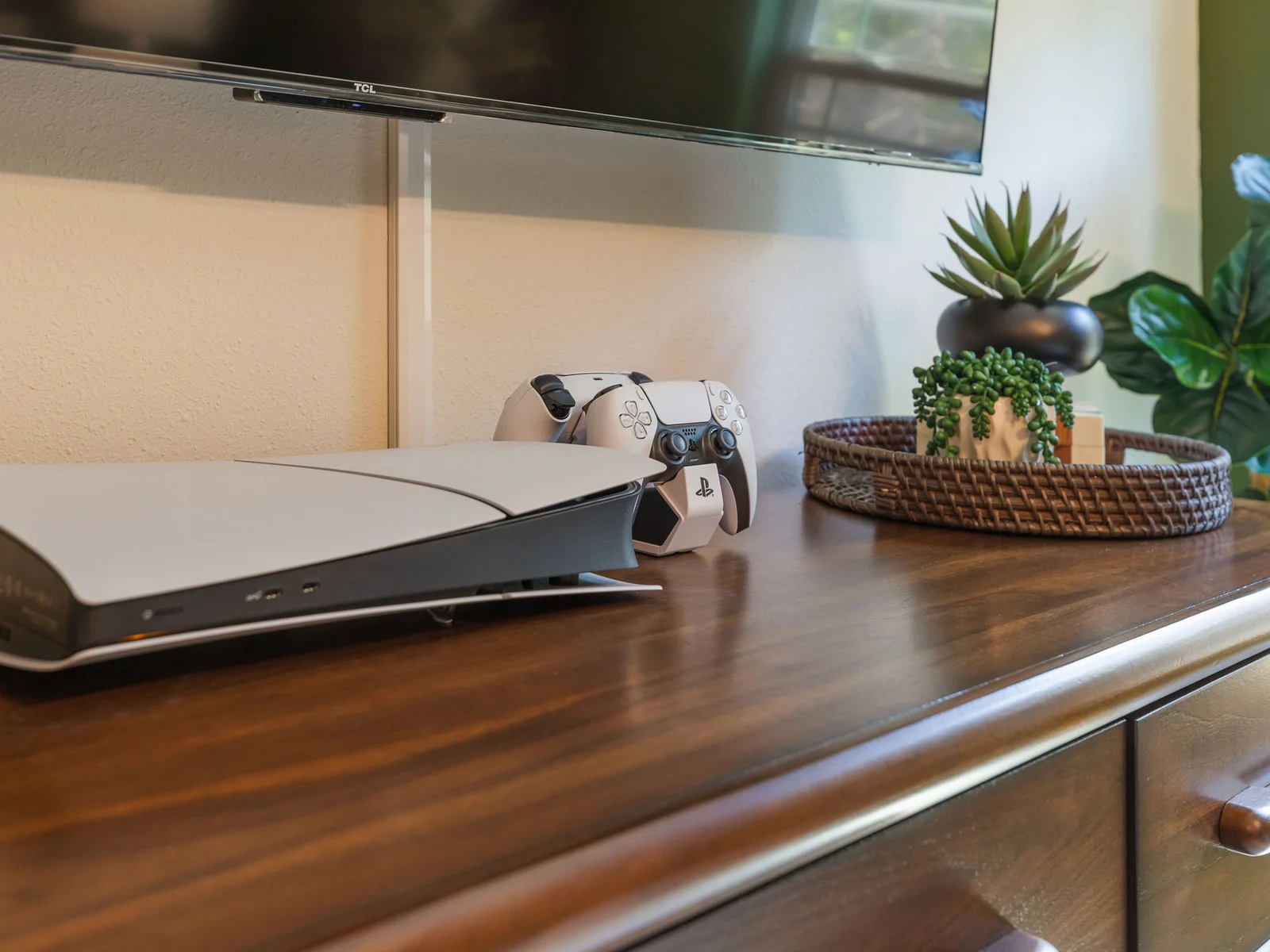 PS5 in the upper level bedroom