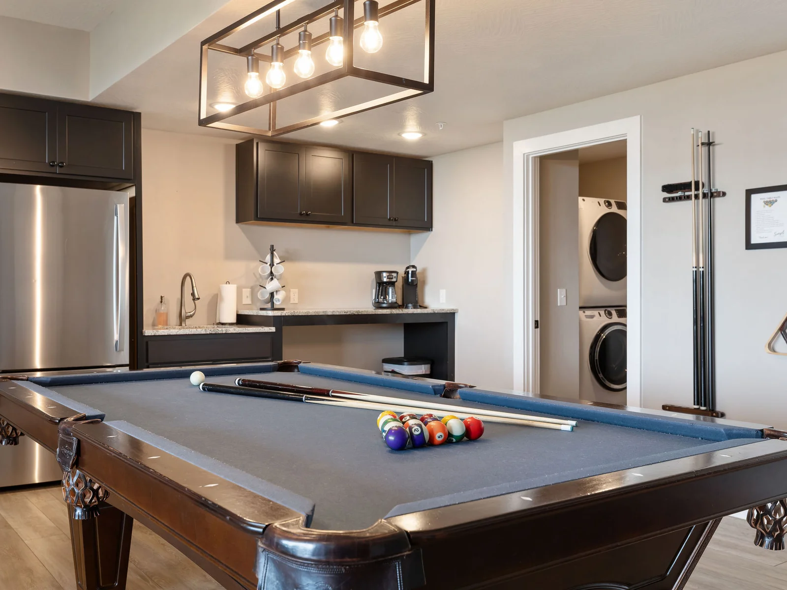 Enjoy a pool tournament with all your friends!