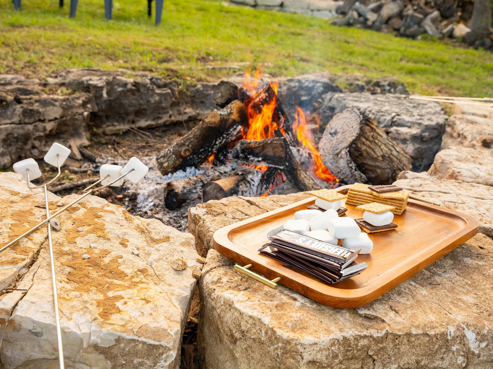 Gather around the fire pit for s’mores, stories, and cozy evenings under the stars.