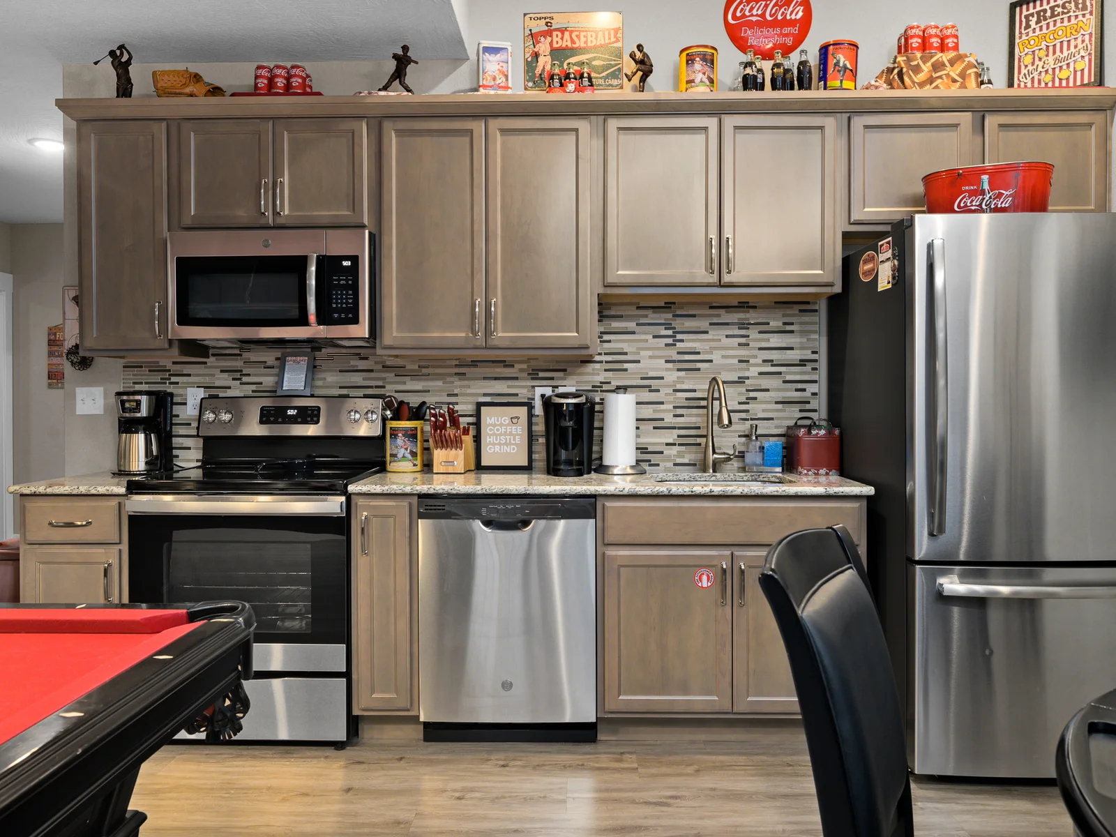 Game room kitchenette with full size appliances