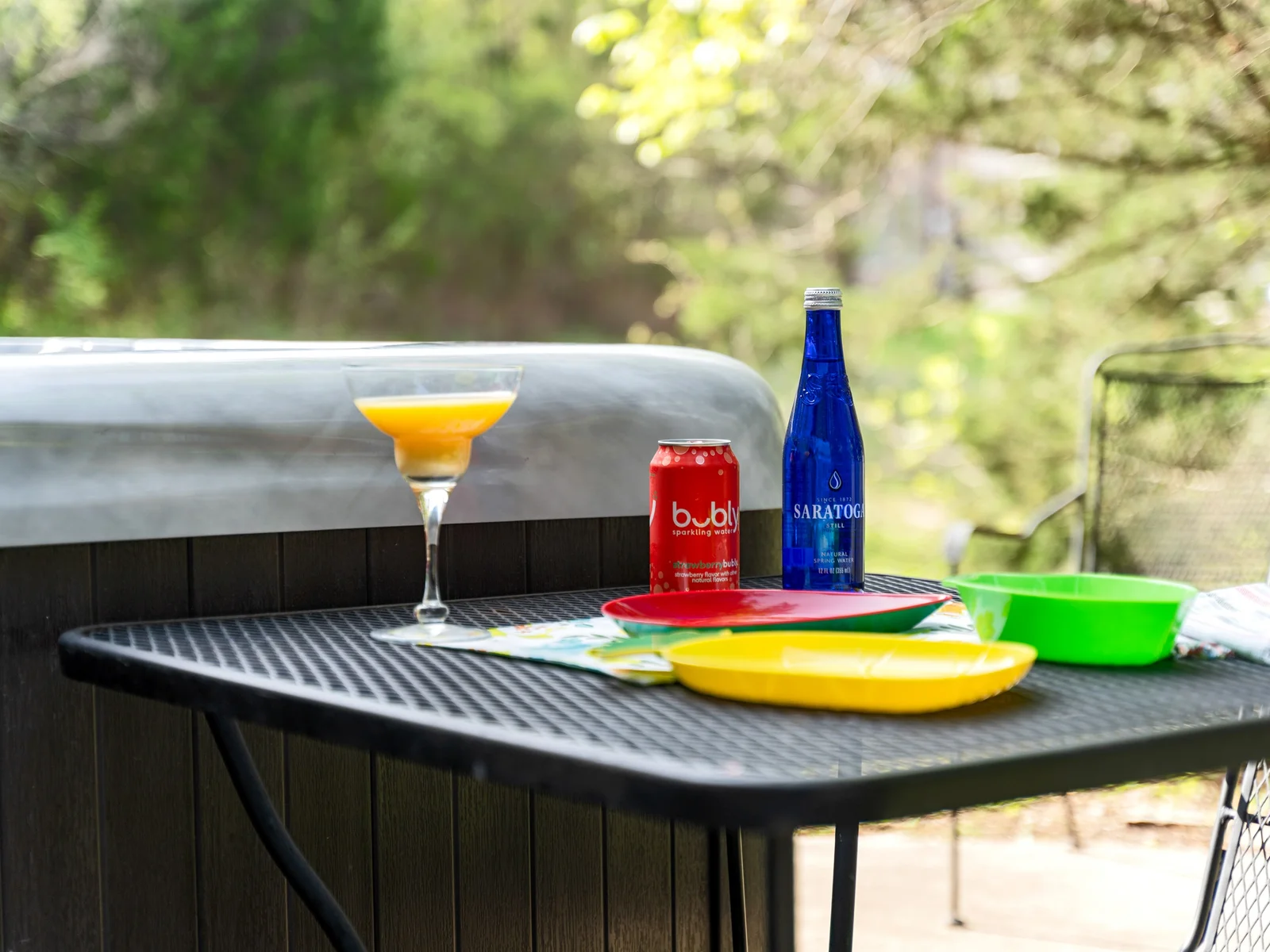 Enjoy food and drinks while prepping dinner