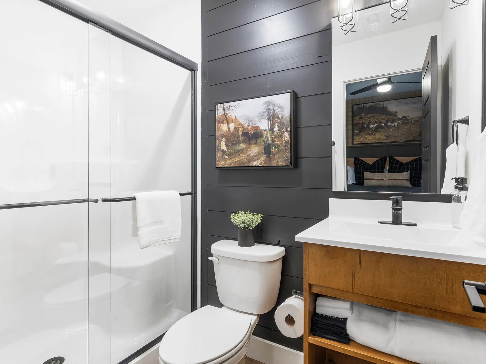 King #5 bathroom