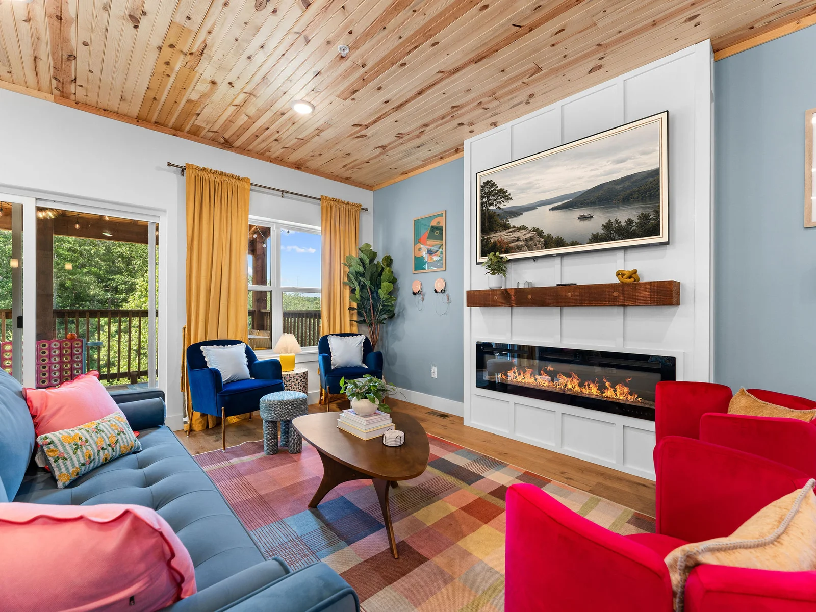 Warm up by the fire, pop on the Smart TV, and unwind. 🔥🍿