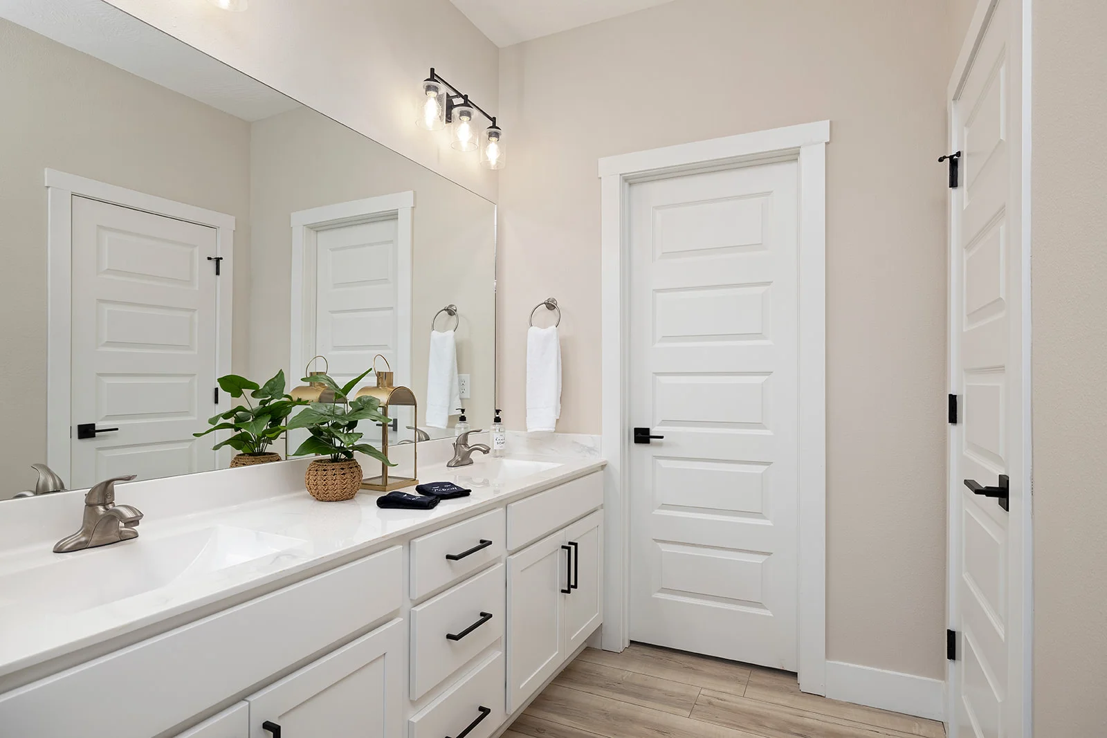 Ensuite bath