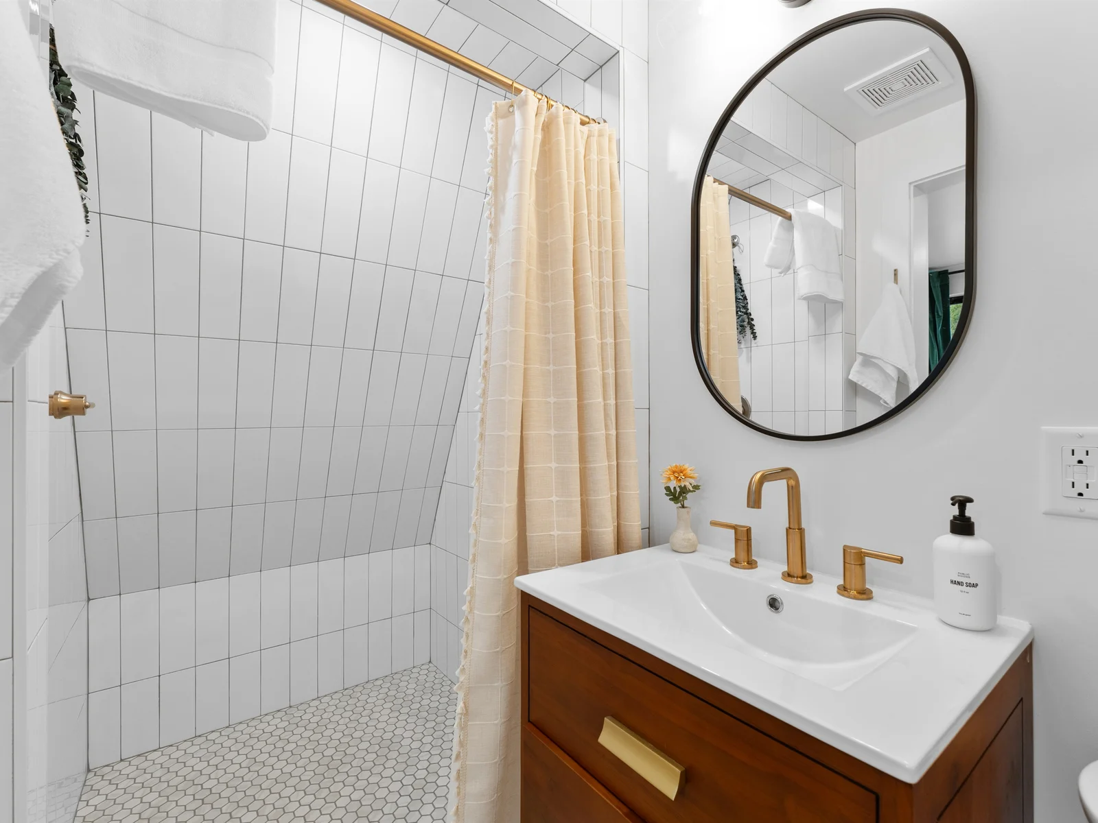 Simple, elegant, and functional—this bathroom is designed for everyday comfort.