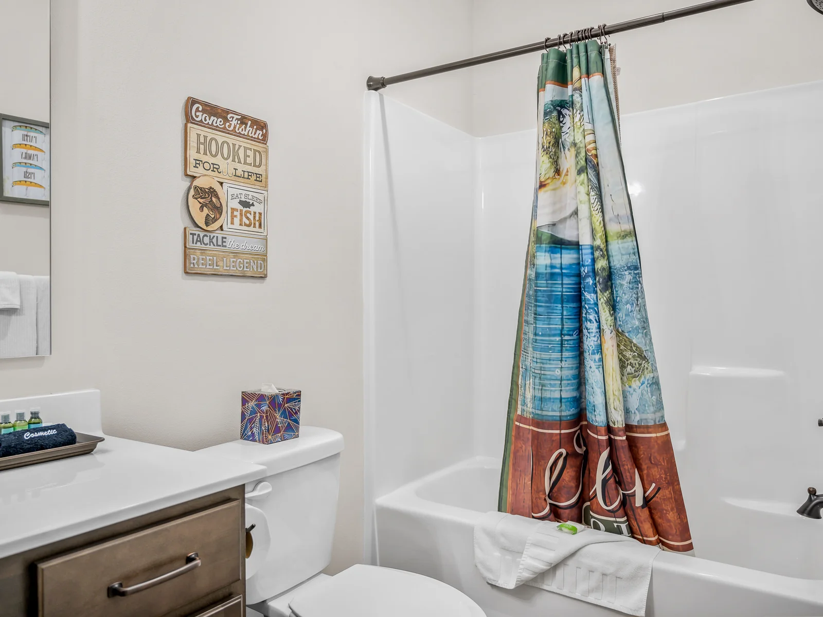 Upper level bathroom shared by Gilbert Blythe and Matthew Cuthbert bedrooms