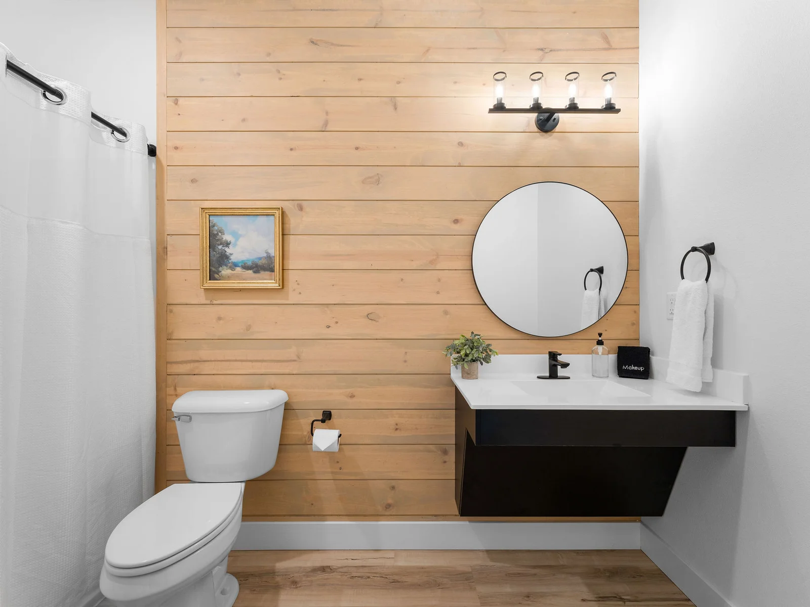 Ensuite bathroom