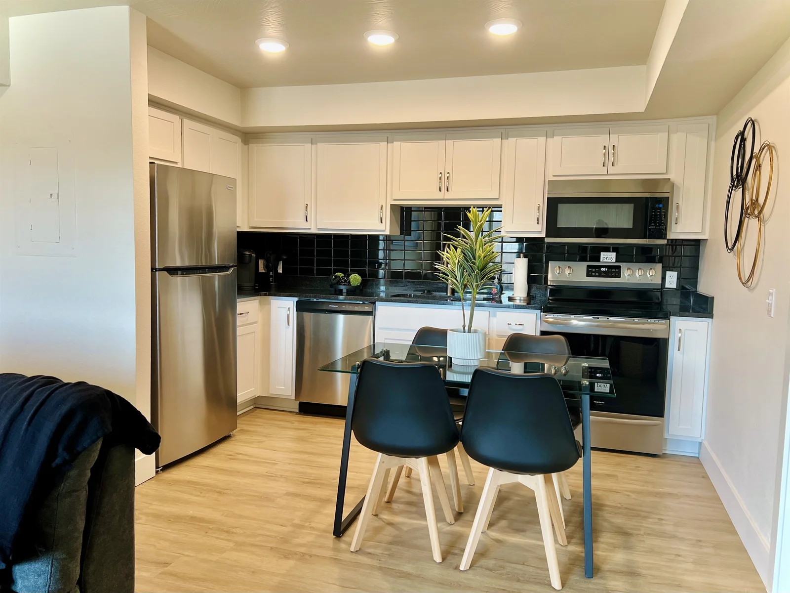 Open kitchen and living room.