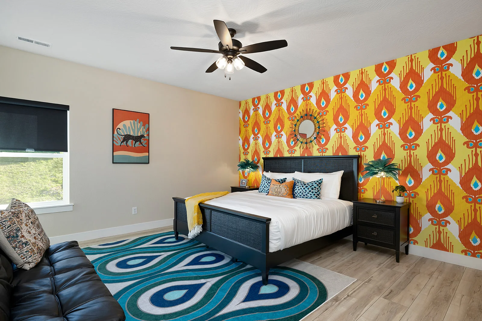 Upper level king bed & futon w/ ensuite bath