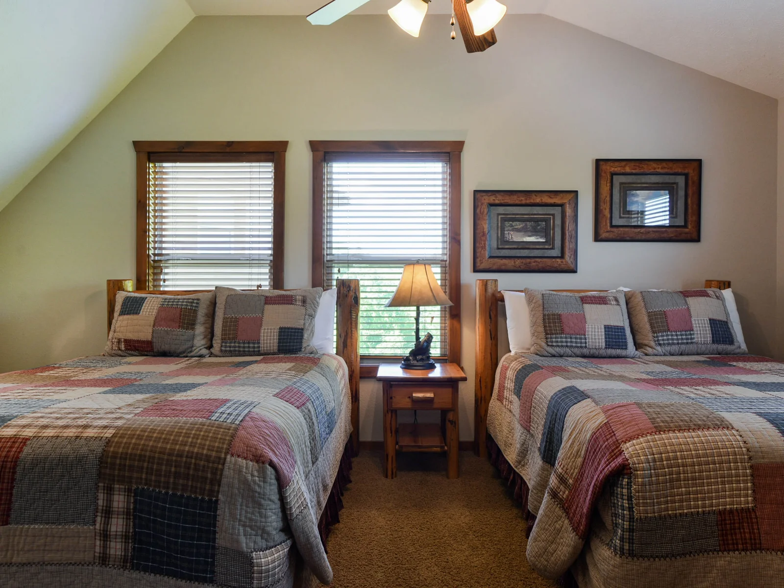 2 King Beds
