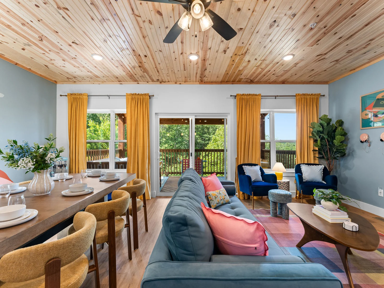 One vibrant, open space to dine, unwind, and stay connected! 🍽️🛋️