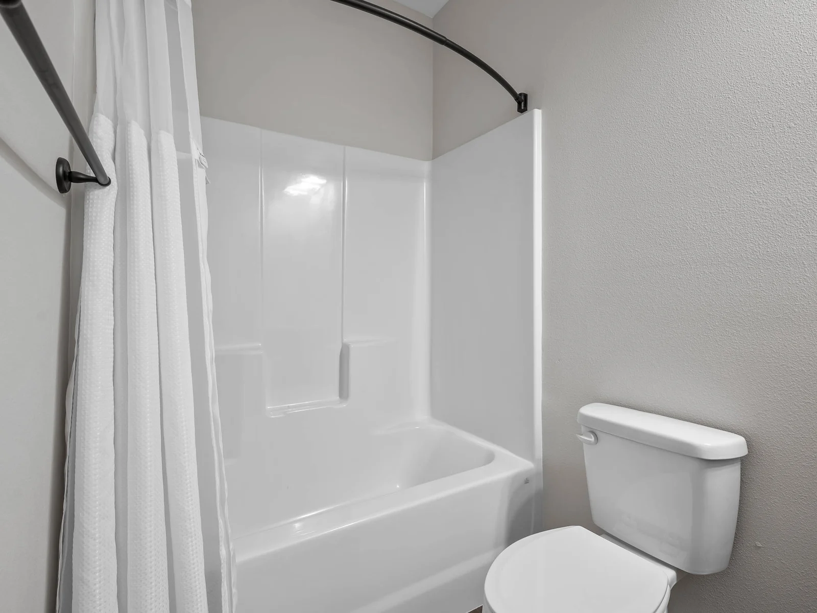 Lower level King #3 bathroom