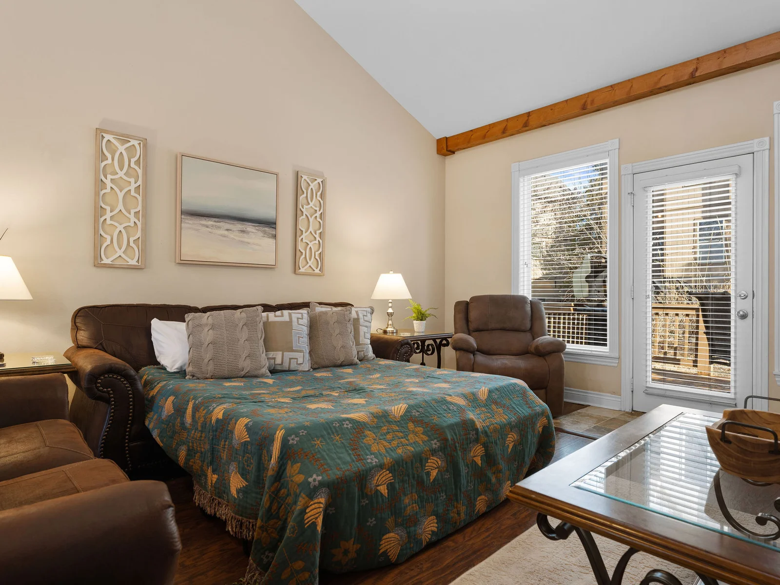 Pull out sofa for extra sleeping space