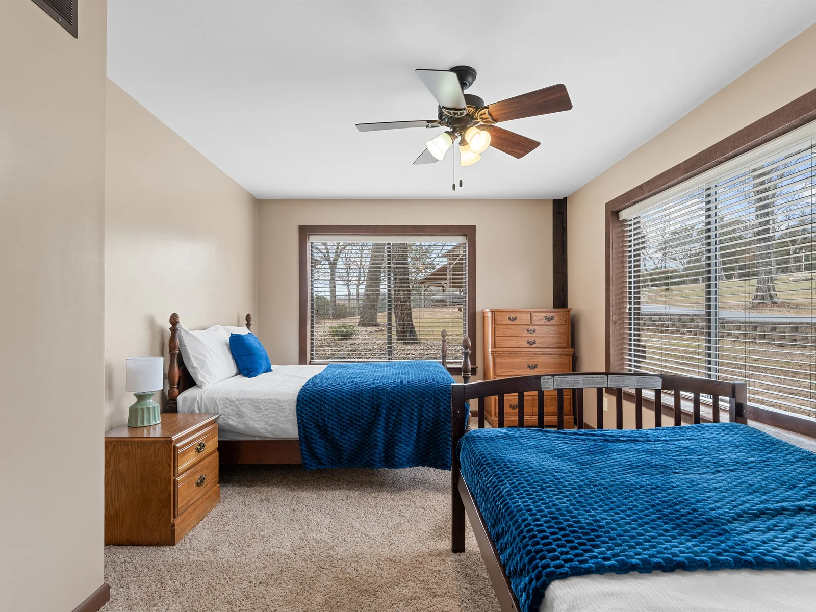 Thoughtfully arranged sleeping space that’s ideal for kids, friends, or extra guests traveling together. These are two full-size beds on the main floor.