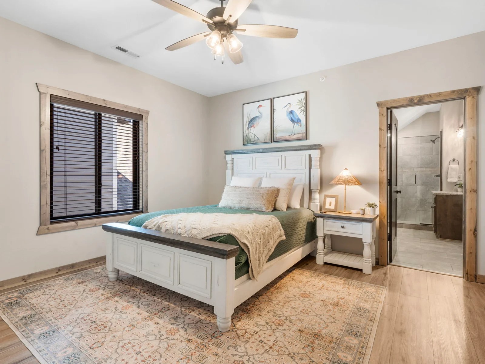 Upper level Queen bed #1 w/ ensuite bath