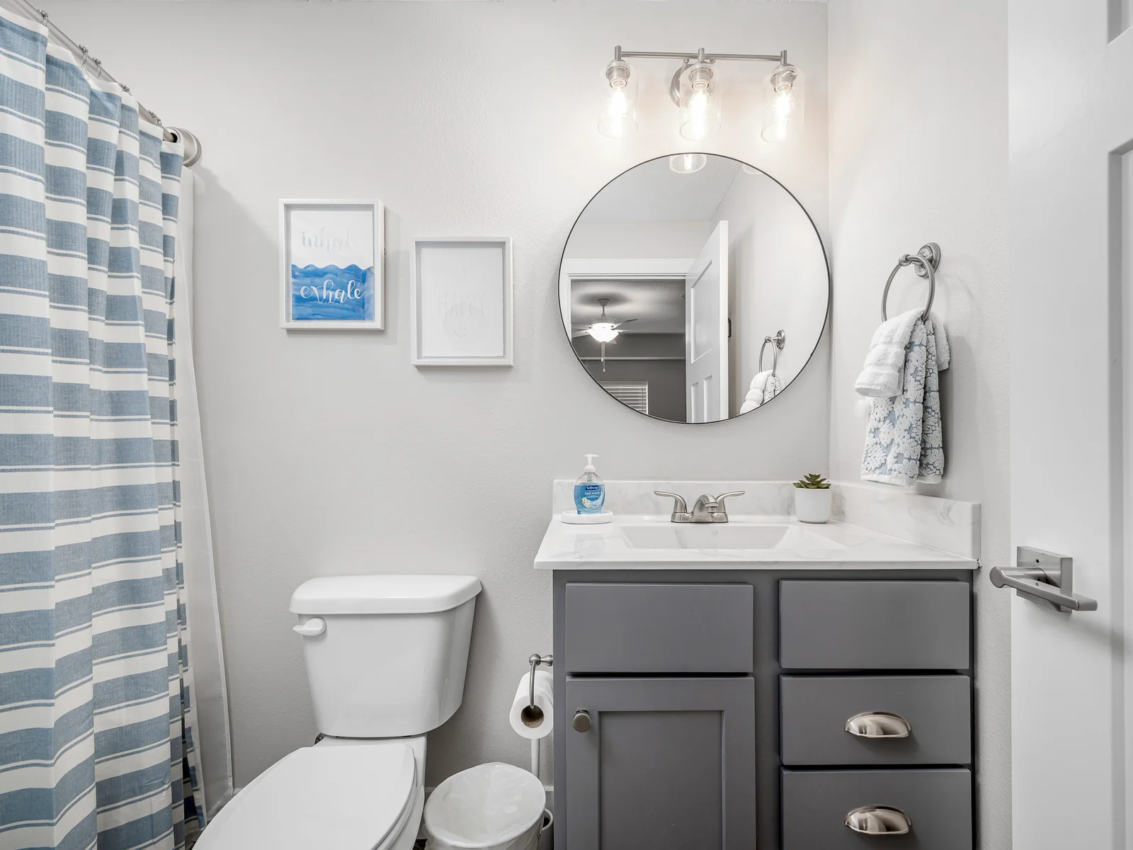 King #3 bathroom