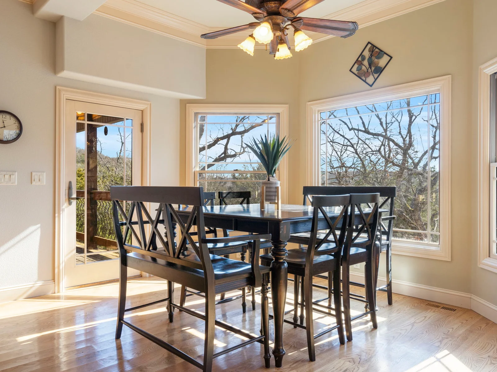 Breakfast nook