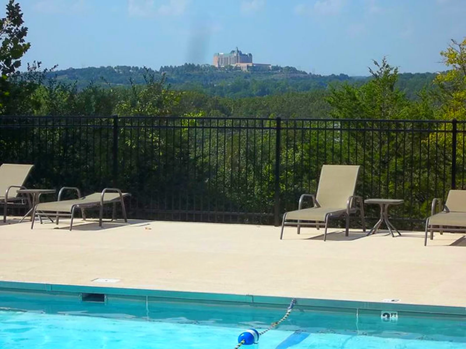 Guest pool with a view!
