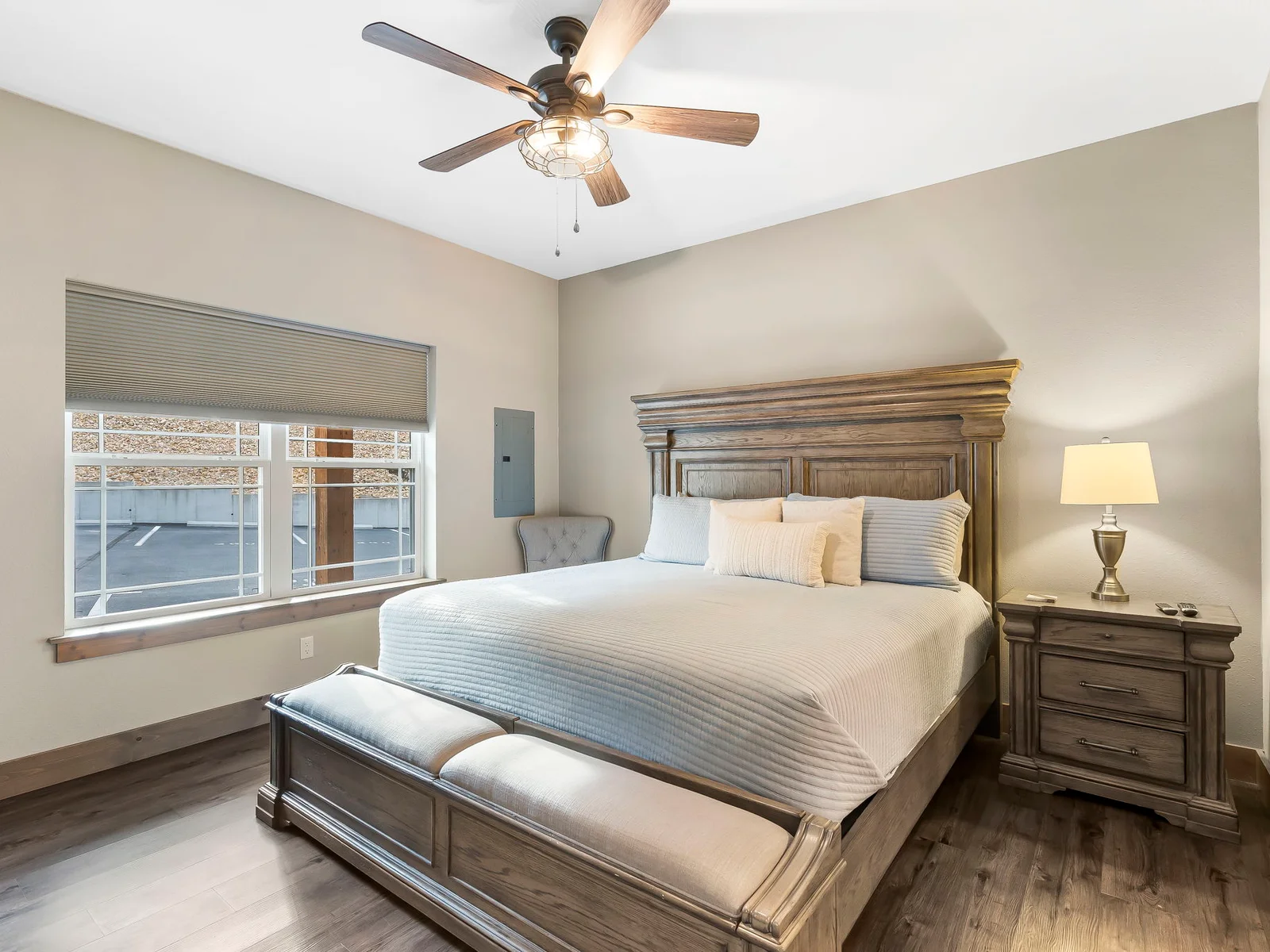 Main level King bed #2