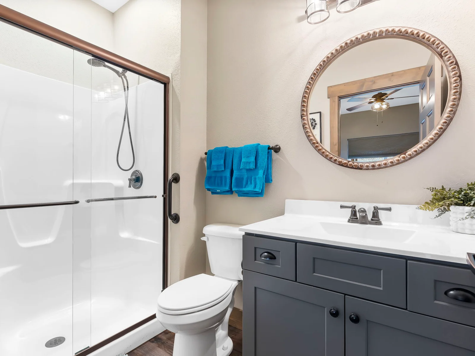 Ensuite main level king bed #2