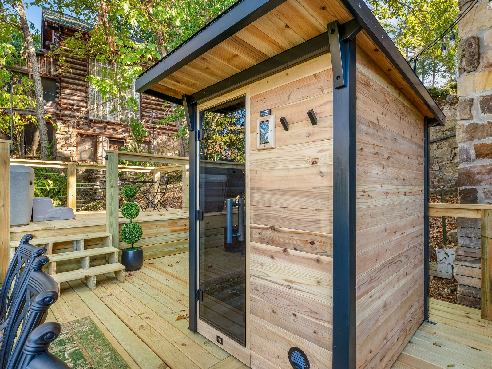 Your own private sauna, just steps from the hot tub. 🧖‍♀️✨