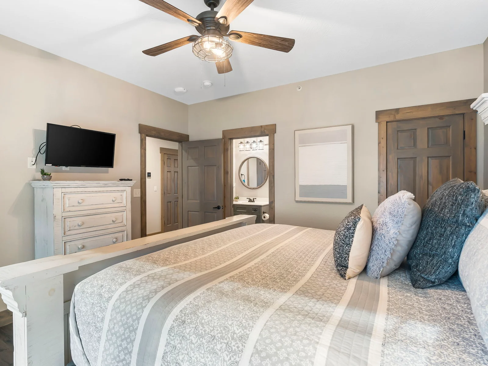 Main level King bedroom #1 with ensuite bathroom!