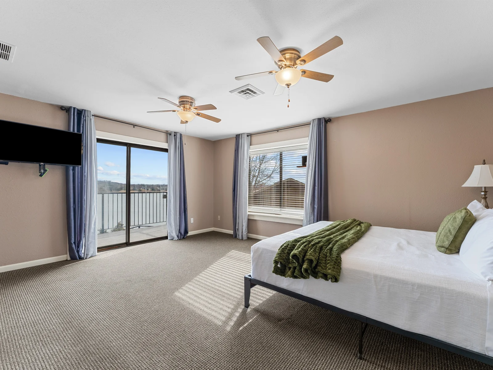 Wake up to natural light and peaceful views, with plenty of room to relax and enjoy the slower pace of lake life.