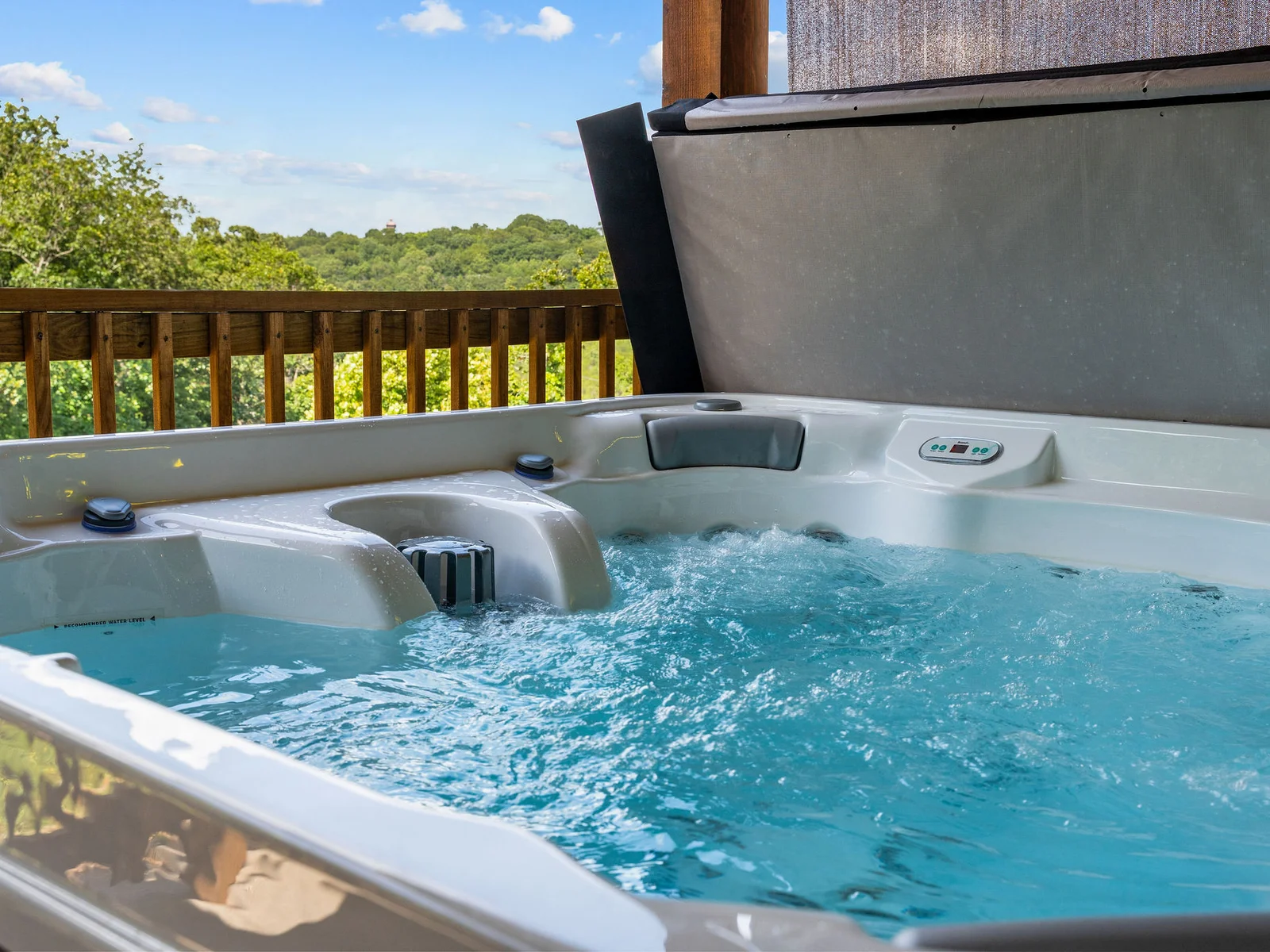 The best way to soothe tired muscles after exploring Branson. 🌲🫧