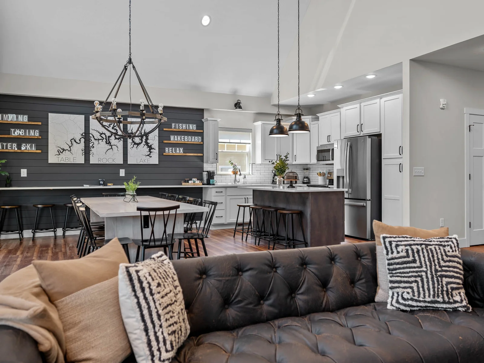 Enjoy spending time together in the large upper family area and kitchen