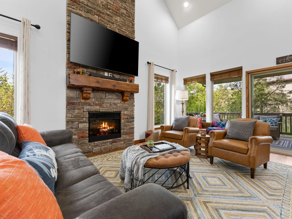 Red Rock Lodge Mini