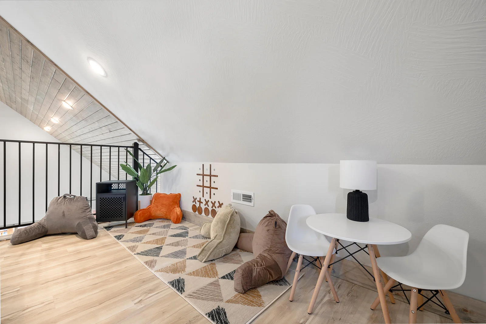 Upper level entertainment space!