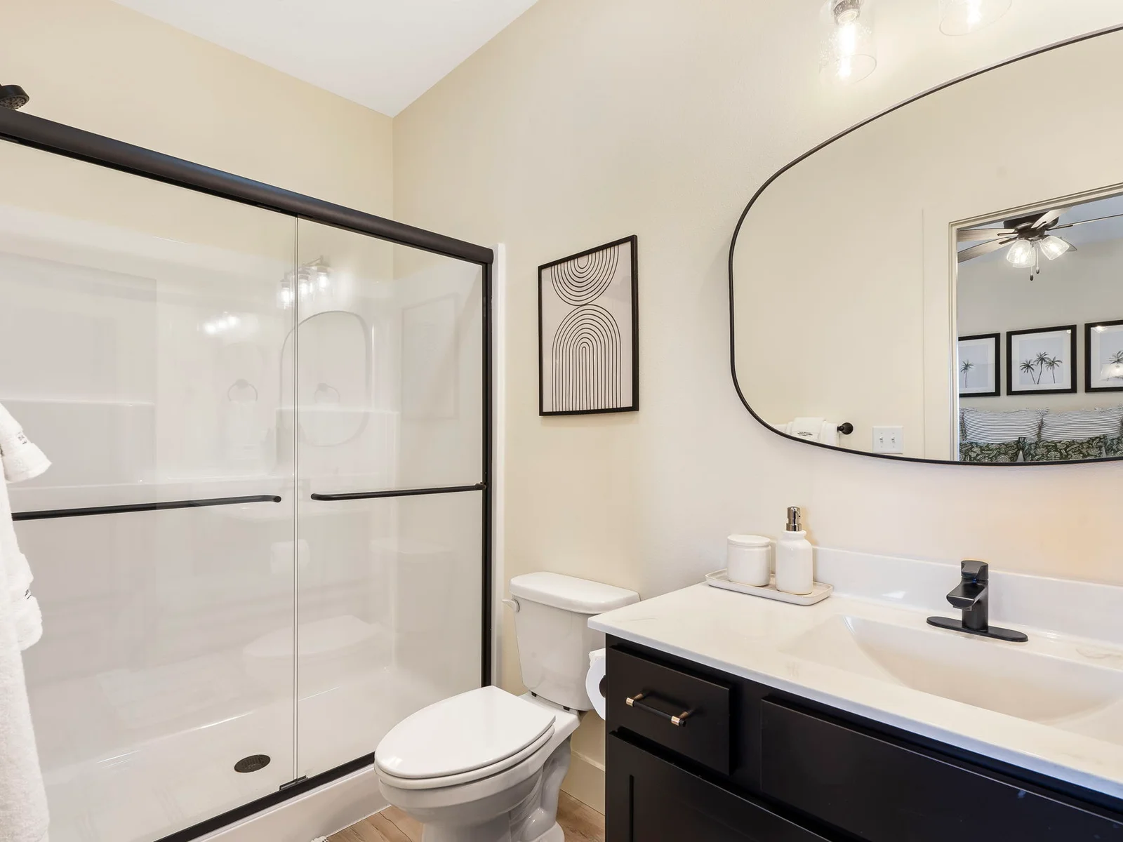 King #1 ensuite bath