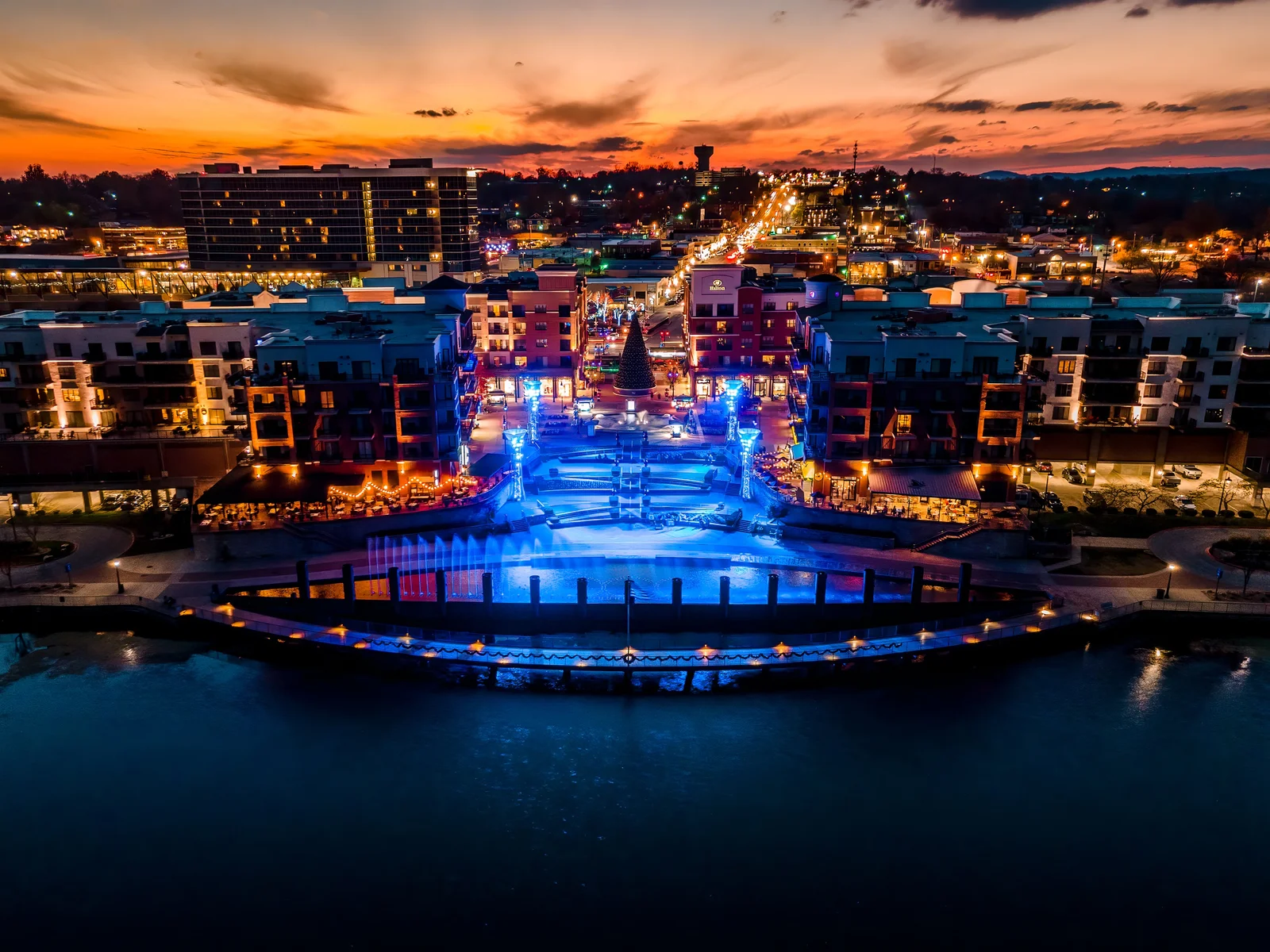 Nightlife at the Landing