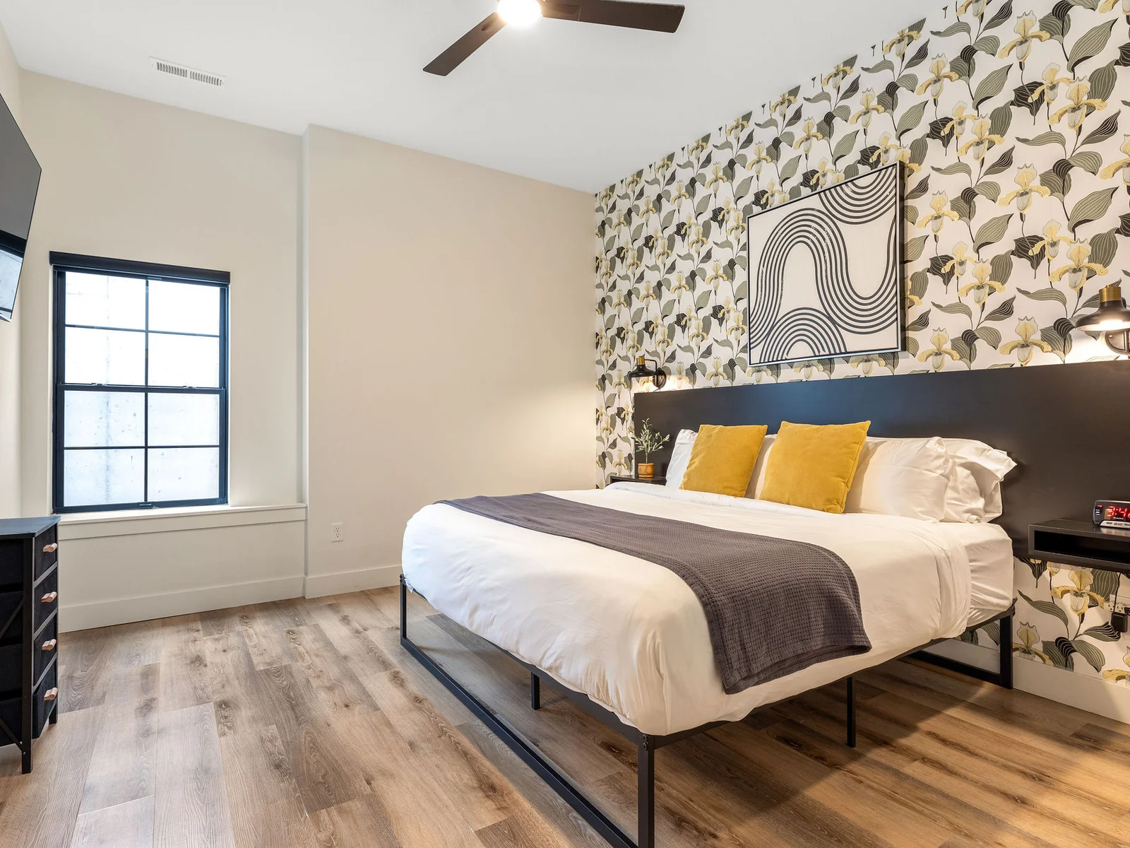 Lower level King bedroom #2 w/ ensuite bath