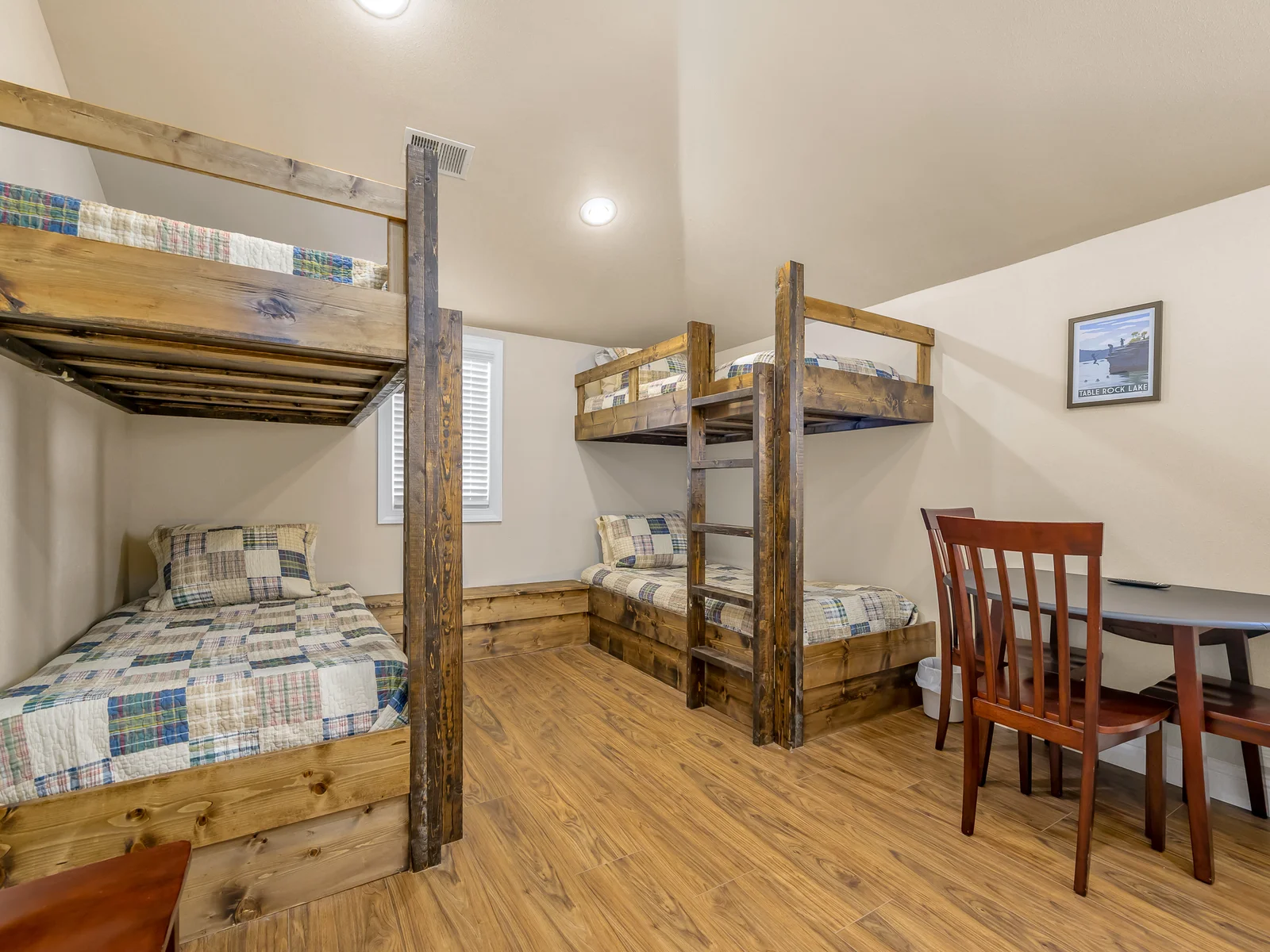 2nd floor Bunk room suite sleeps 4