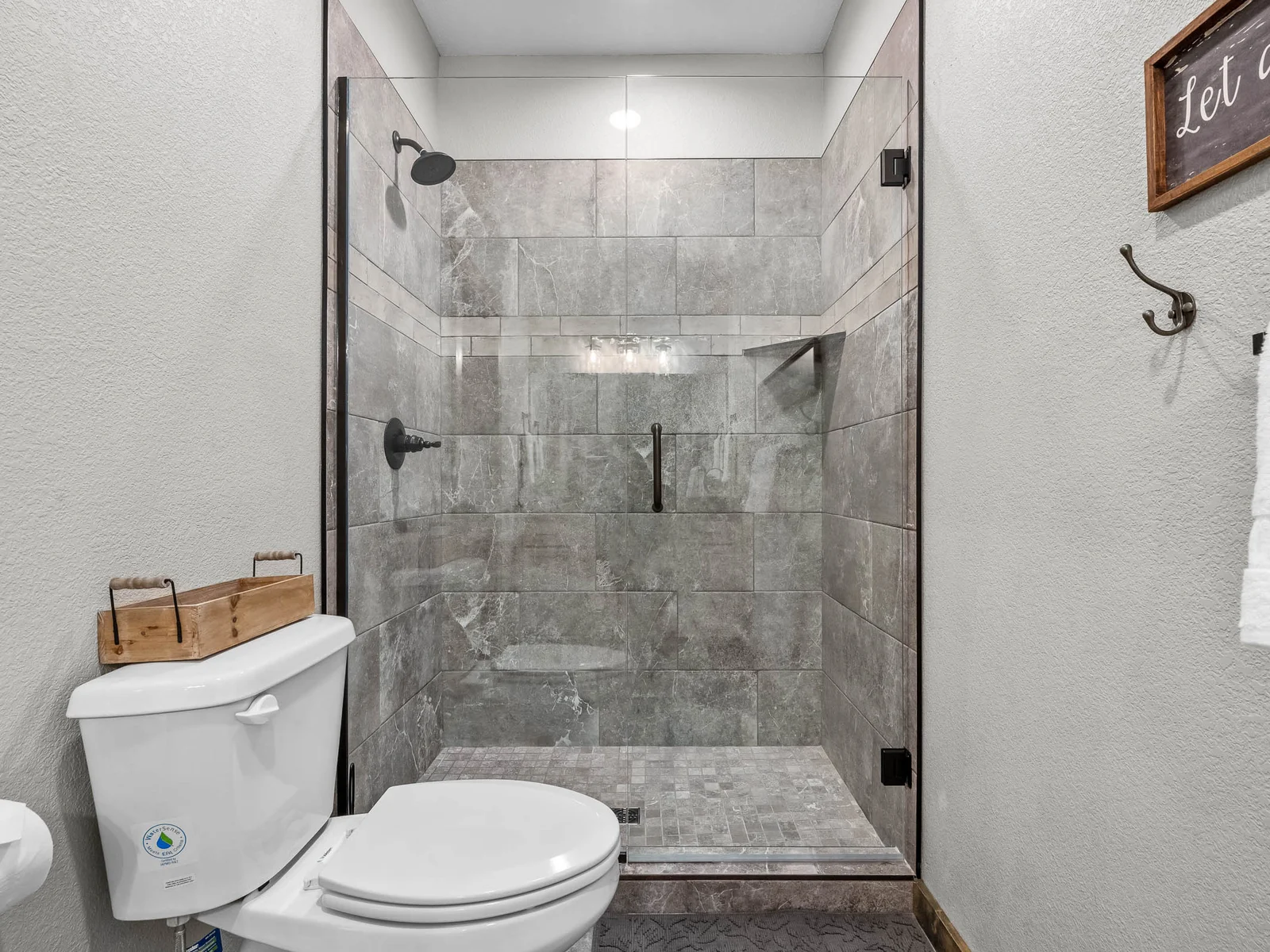 Bathroom King #1.