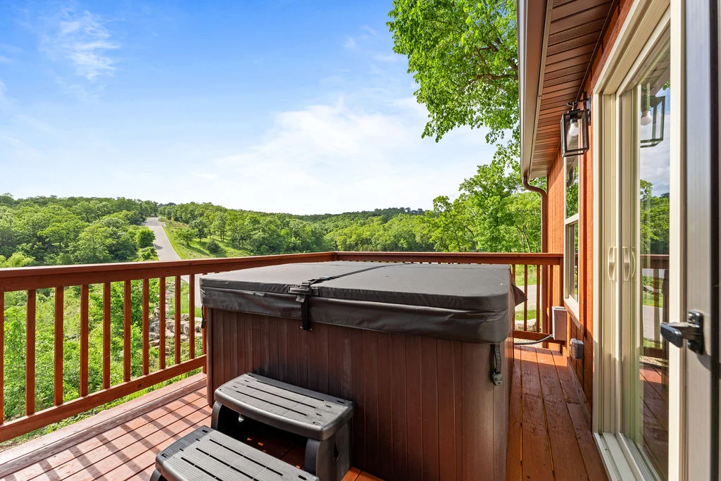 Private hot tub with a view!