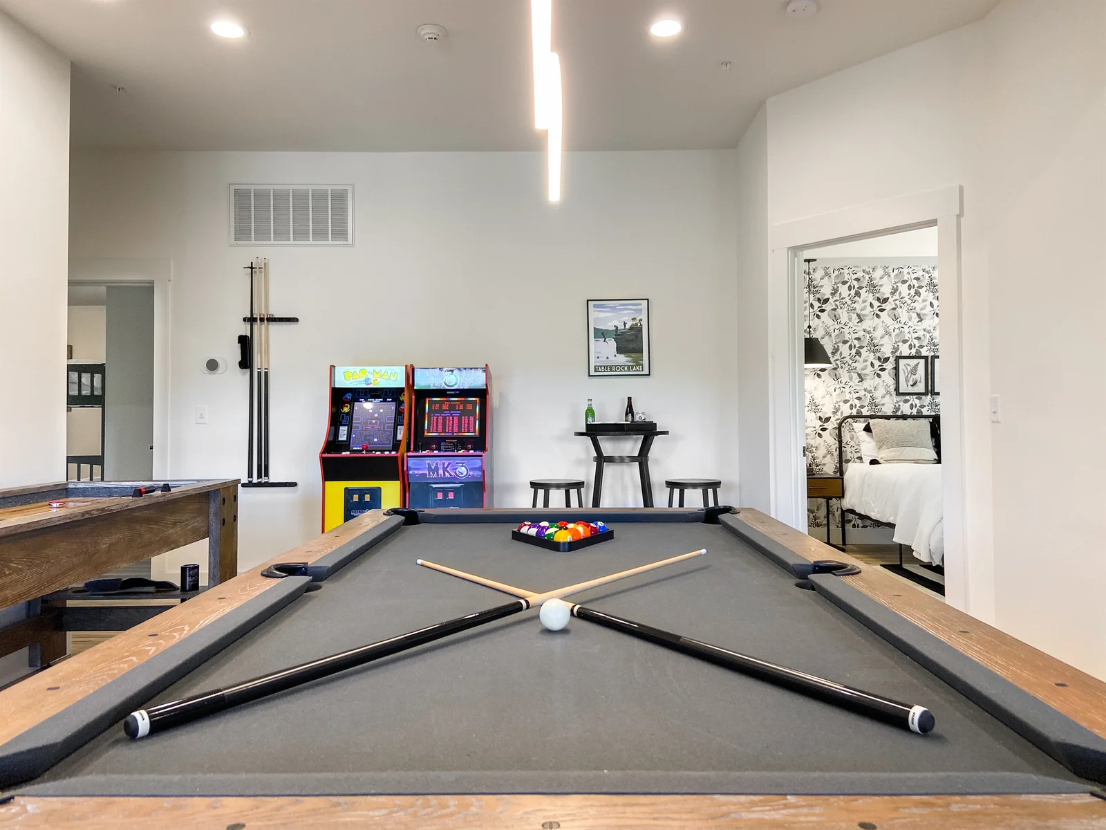 Pool sharks and gamers will love this space