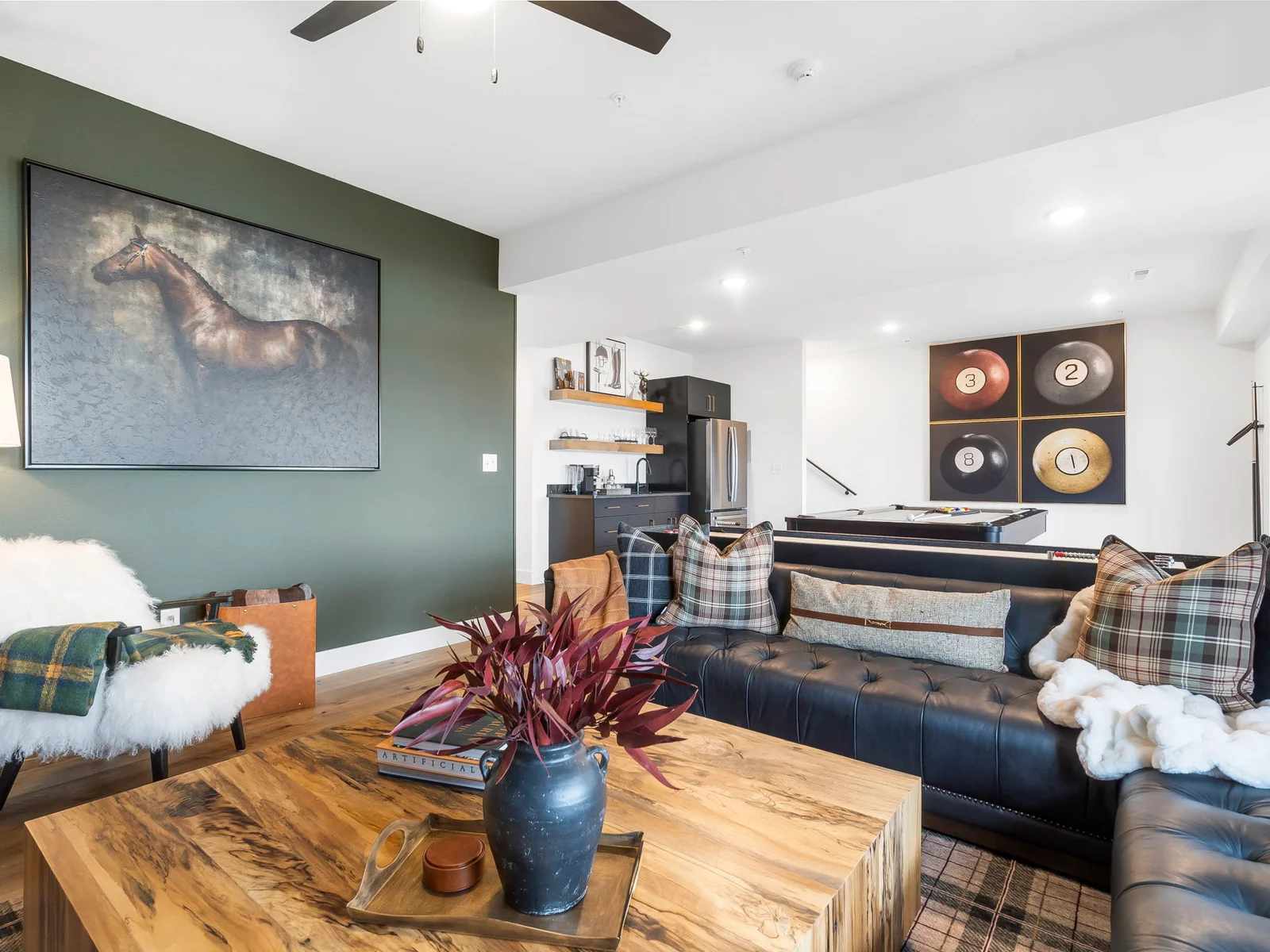 Lower living area and game room